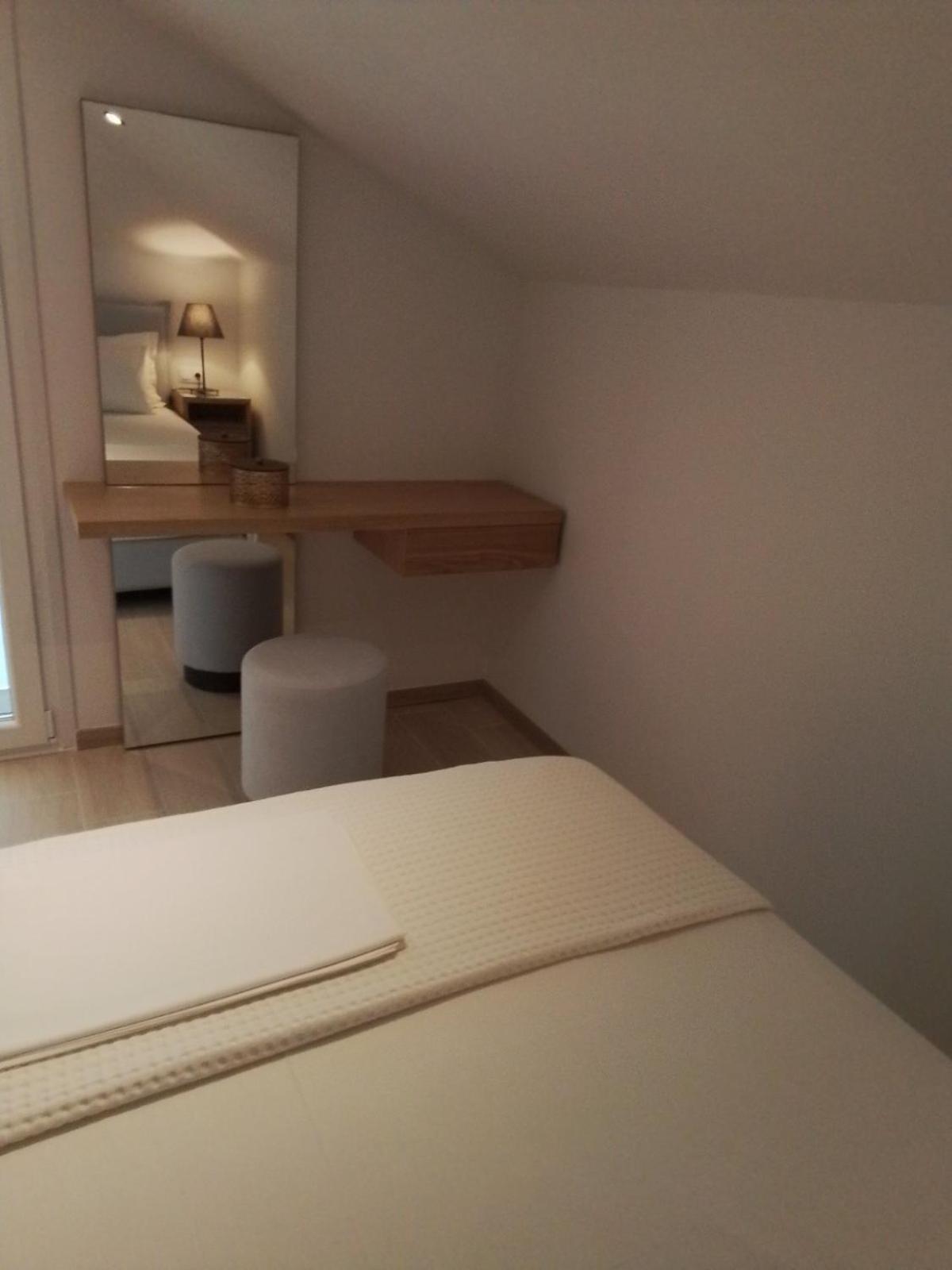 Kallikratia Suites 1 Nea Kallikrateia Bagian luar foto