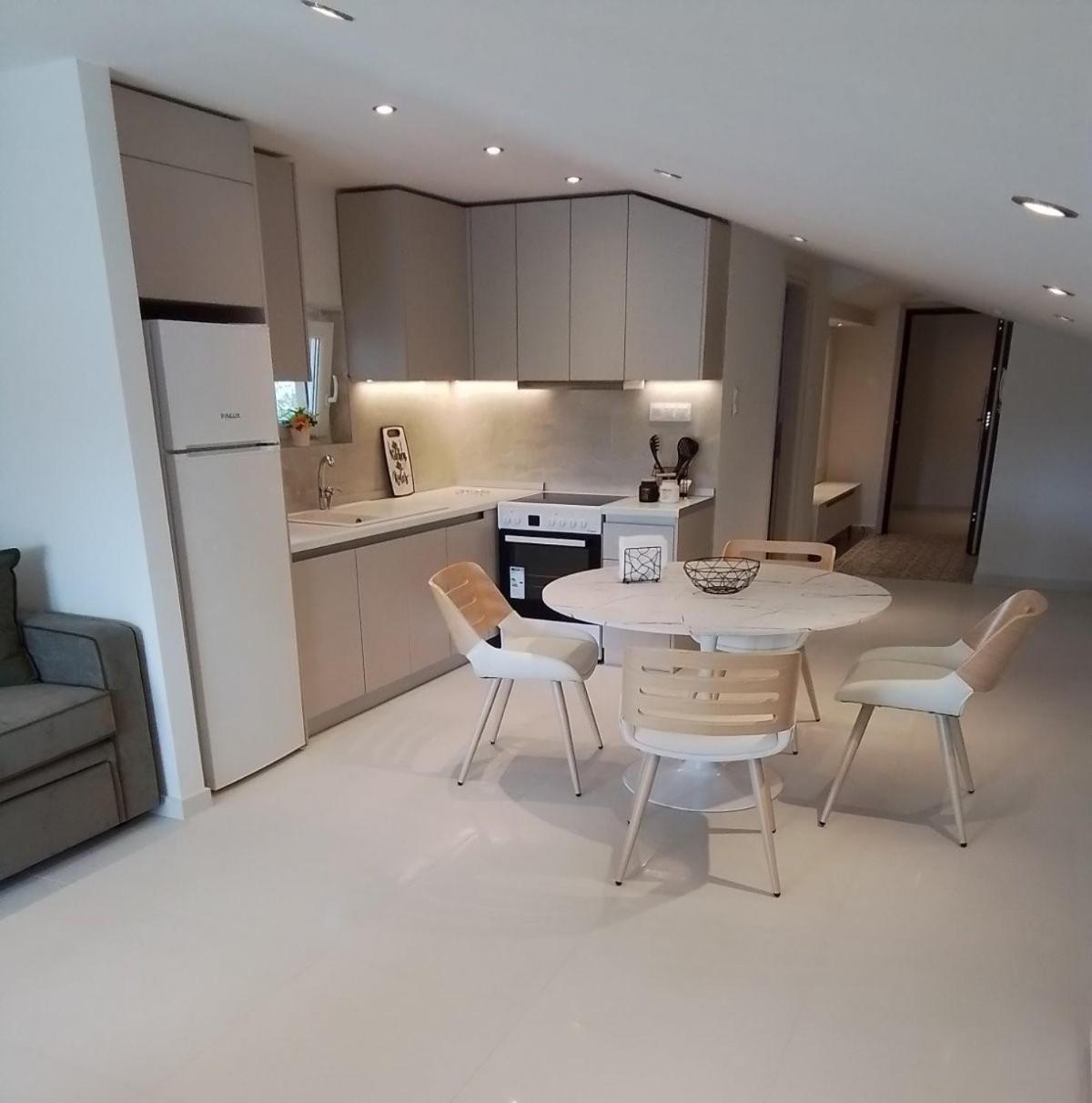 Kallikratia Suites 1 Nea Kallikrateia Bagian luar foto